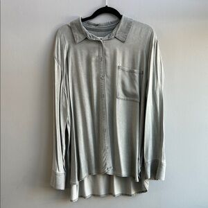 Treasure & Bond Boyfriend Light Gray Casual Button Down Shirt